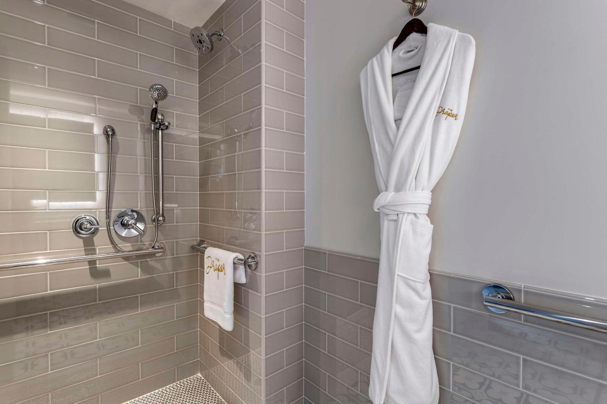The Draper New York, Tapestry Collection By Hilton 3*